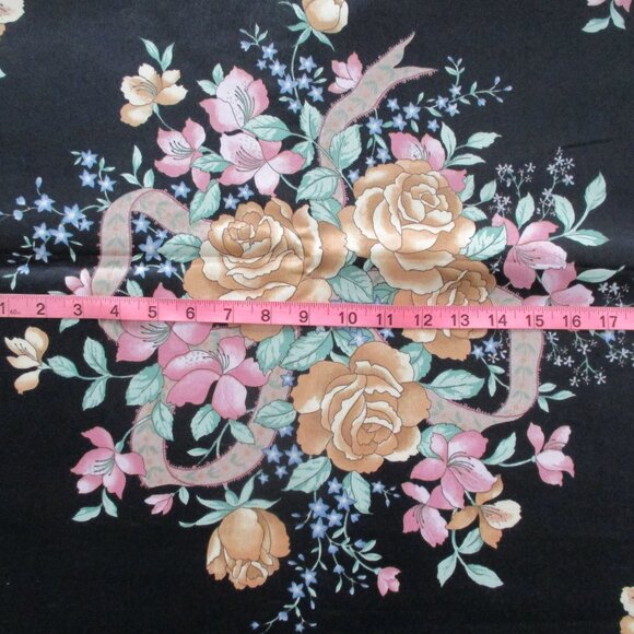 4-1/3 yards 55" House Home Polished Cotton Chintz 1988 Rose Bouquets Ribbons - Picture 3 of 7